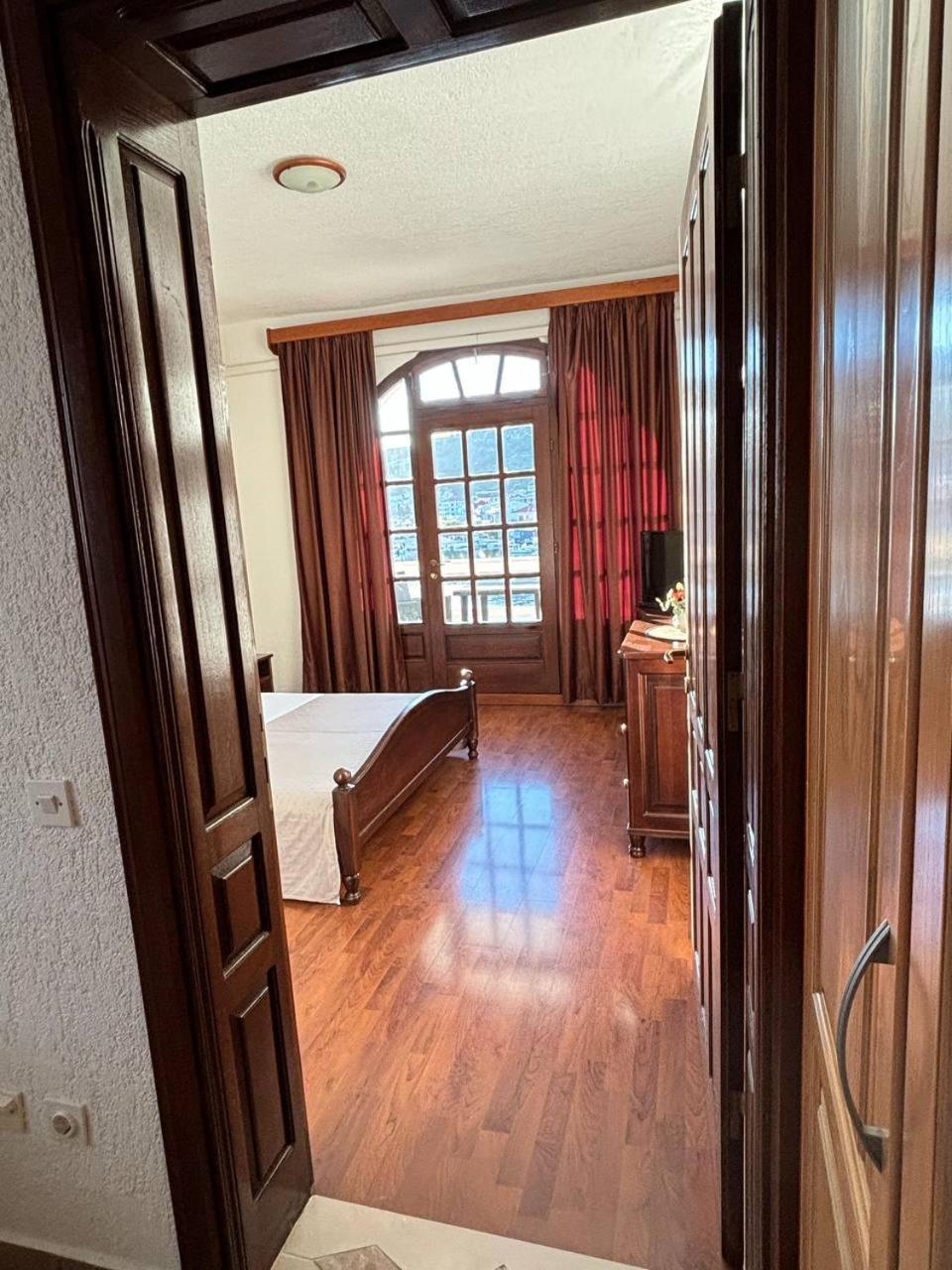 Villa Samac เซเกต วรันยีชา ภายนอก รูปภาพ