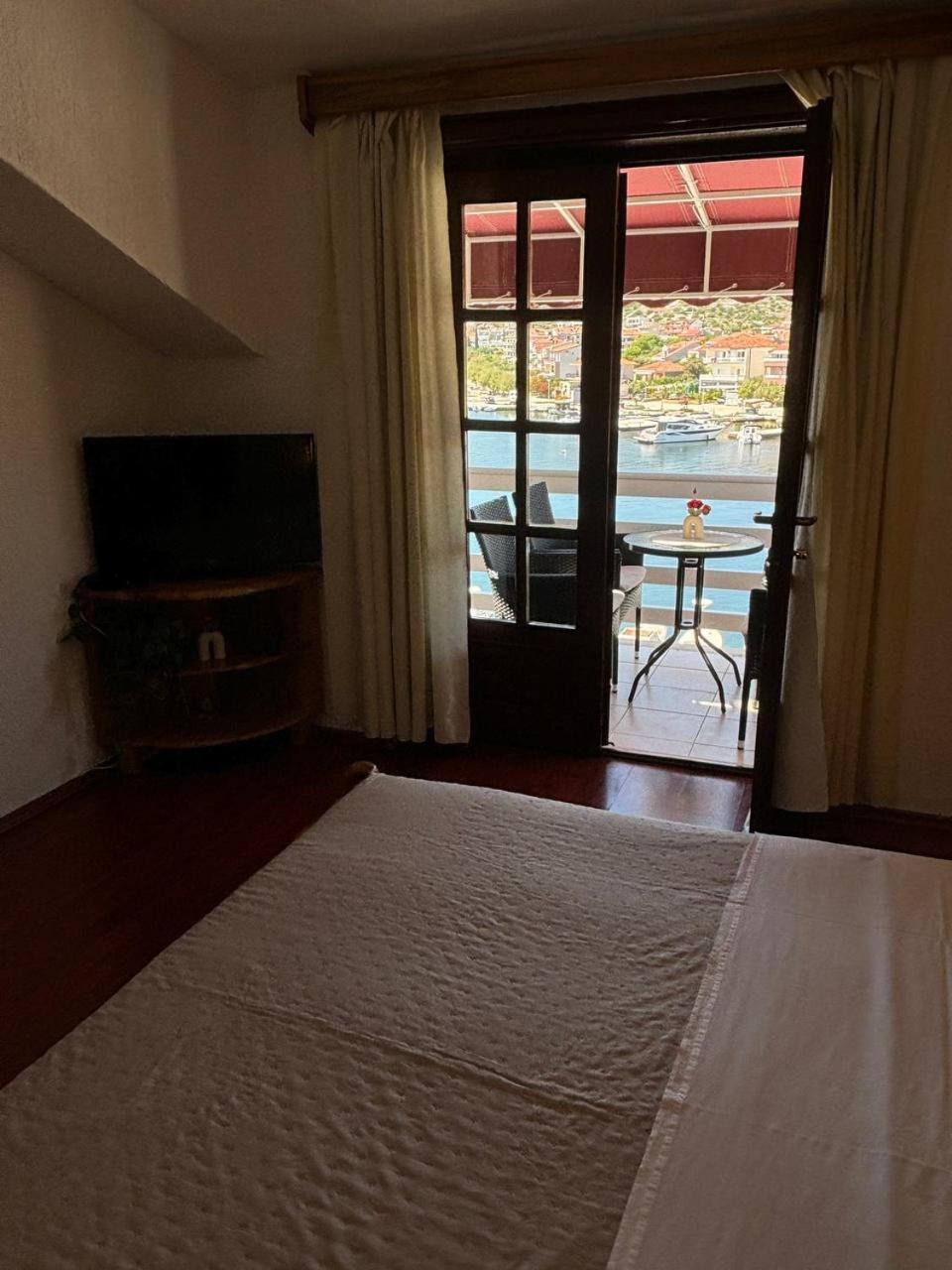 Villa Samac เซเกต วรันยีชา ภายนอก รูปภาพ